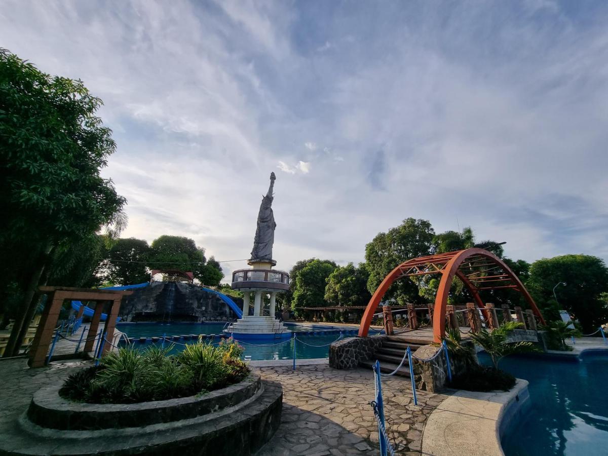 Libertyland Waterpark Resort Dau 外观 照片
